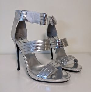 New metallic heels